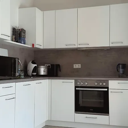 Modern 3-room In Area